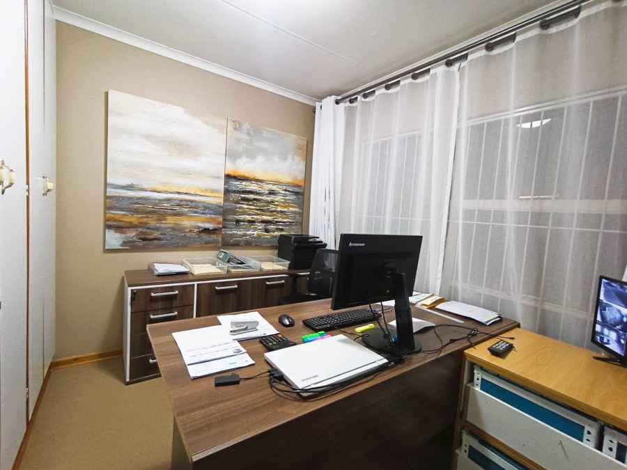 3 Bedroom Property for Sale in Uitsig Free State